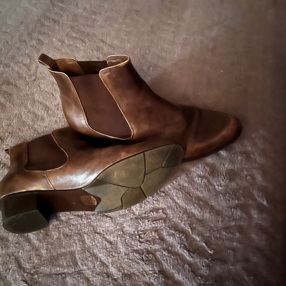 Spring Step Women's Brown Leather Size 9 Booties